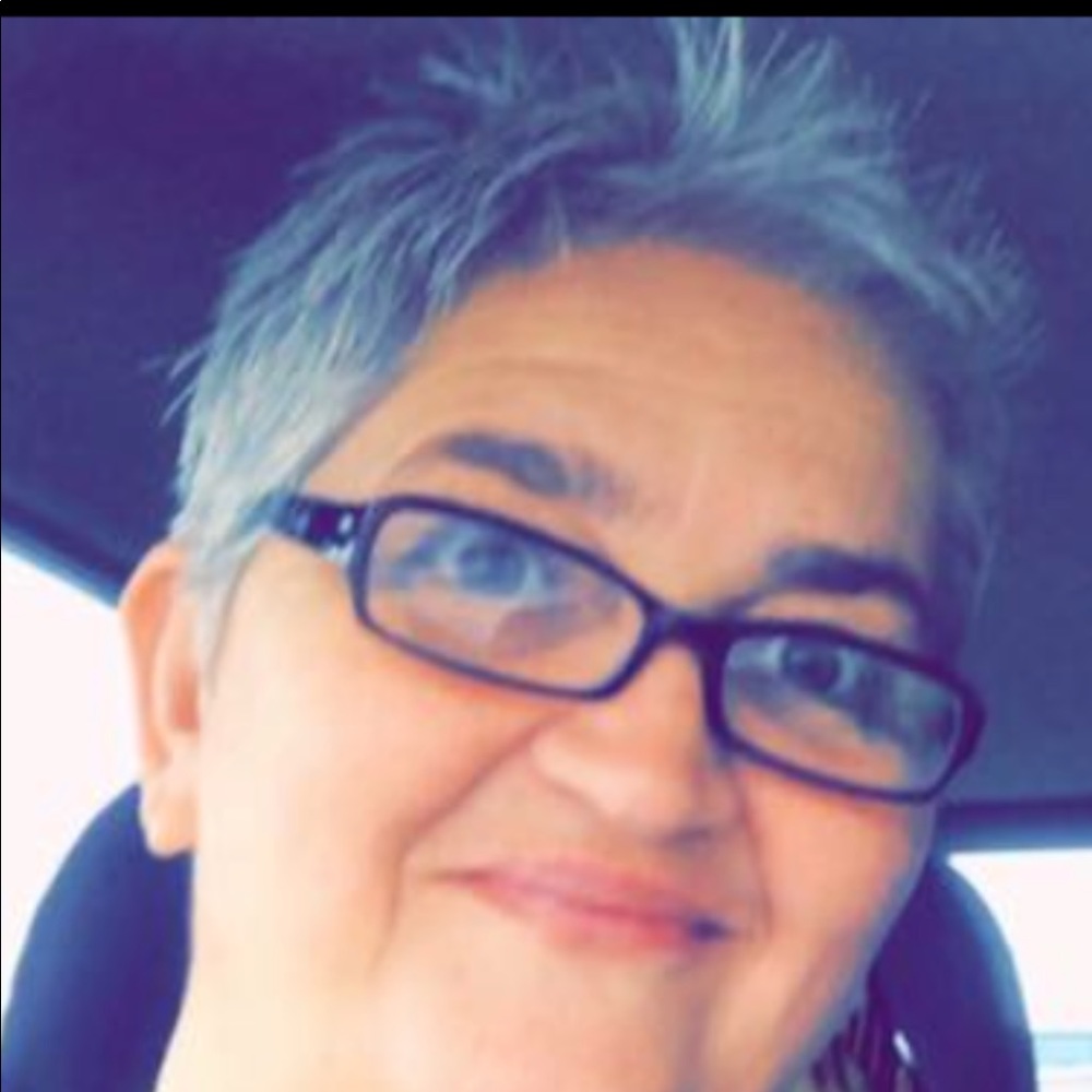 Meet your Posher, Sandra